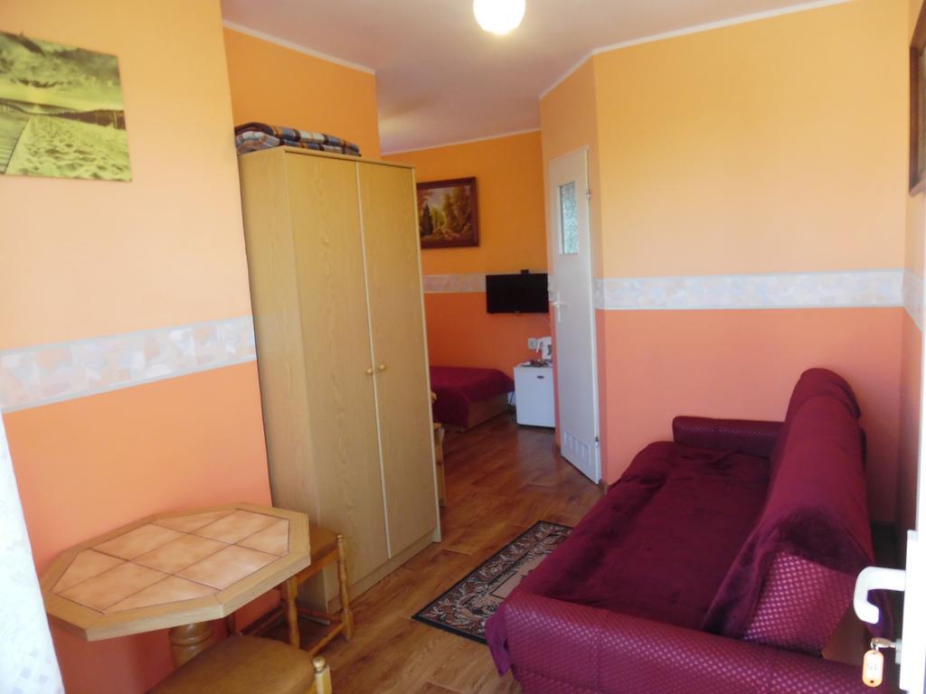 Noclegi U Krystyny Rewal Habitación foto